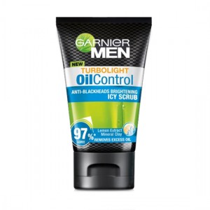 Garnier Men TurboLight Oil Control Anti-Blackheads Brightening Icy Scrub (50gm)
